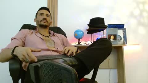   REIKO  online show from November 2025 09:15:02 PM