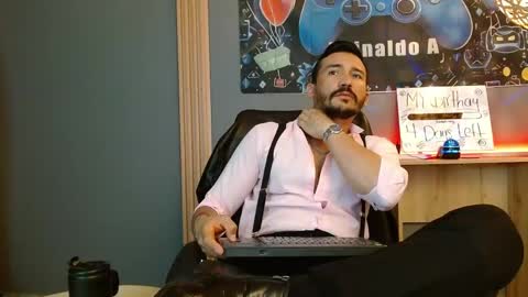   REIKO  online show from April 2026 03:07:02 PM