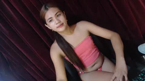 Snapshot of rema_thebigcock chatting on April 2026 12:19:01 AM rema_thebigcock online show from April 2026 12:19:01 AM
