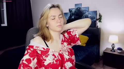 Snapshot of remipeach chatting on June 2026 05:24:02 PM RemiPeach online show from June 2026 05:24:02 PM