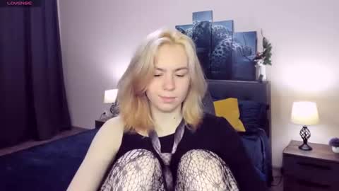 Snapshot of remipeach chatting on June 2026 05:55:02 PM RemiPeach online show from June 2026 05:55:02 PM