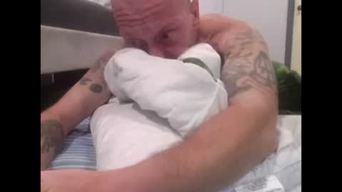 remshotdt online show from February 2025 02:20:02 AM