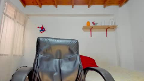 Rmy Steen online show from January 2026 09:20:01 PM