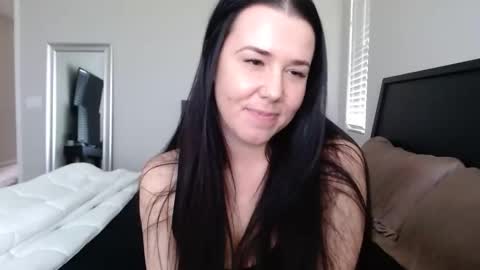 Bella Lively online show from January 2026 06:55:02 PM