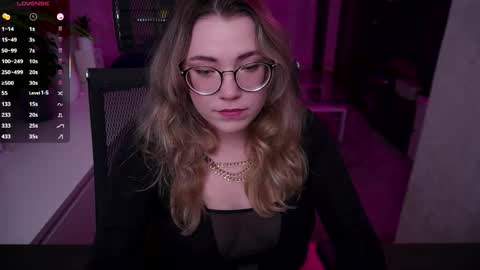 RemyWild online show from November 2025 06:17:01 PM