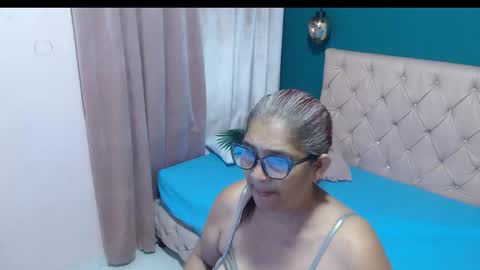 renata_milf_ online show from October 2025 11:44:02 AM