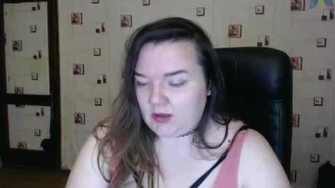 renataoia online show from December 2024 02:57:02 PM