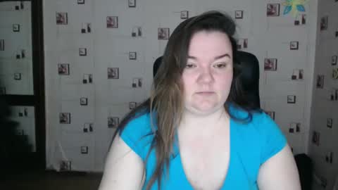 renataoia online show from February 2025 06:15:02 PM