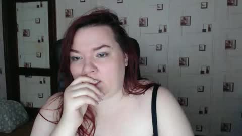 Snapshot of renataoia chatting on December 2025 05:51:02 PM renataoia online show from December 2025 05:51:02 PM