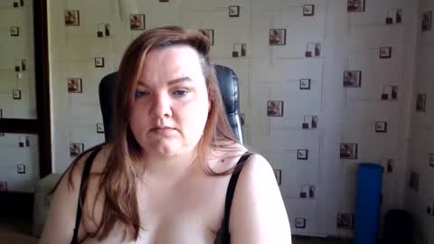 Snapshot of renataoia chatting on May 2026 01:29:01 PM renataoia online show from May 2026 01:29:01 PM