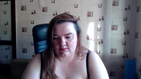 Snapshot of renataoia chatting on June 2026 04:11:02 PM renataoia online show from June 2026 04:11:02 PM