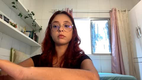 Snapshot of renaygelvin chatting on April 2026 05:43:02 PM renaygelvin online show from April 2026 05:43:02 PM