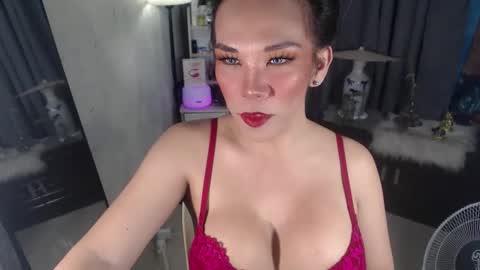 rencymerrit online show from October 2025 05:13:01 AM