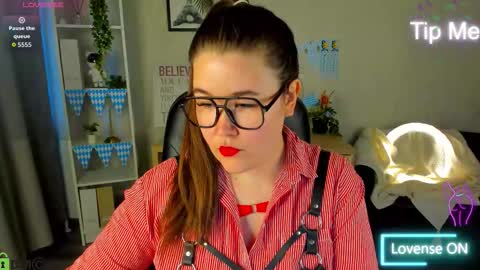 renee_turner online show from October 2025 09:37:01 AM