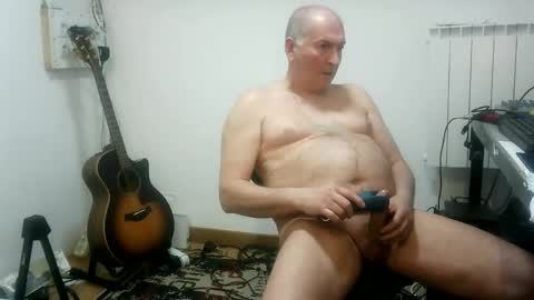 renefr online show from March 2025 11:59:02 PM