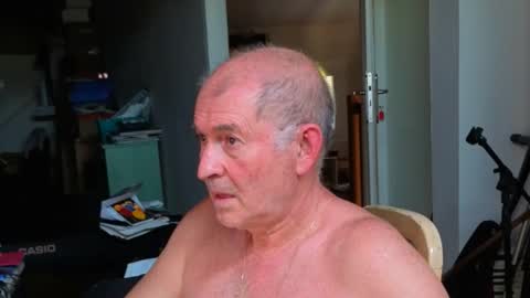 renefr online show from May 2026 01:49:02 PM