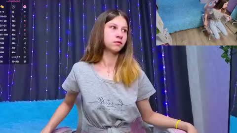 Snapshot of renettaschmeling chatting on July 2026 05:26:02 PM Christina online show from July 2026 05:26:02 PM