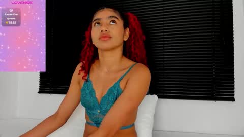  Renata  online show from October 2025 12:35:01 PM