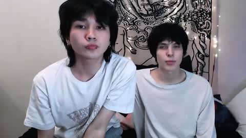 rennuts online show from March 2025 07:18:01 PM