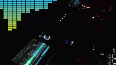 Snapshot of reticuli chatting on July 2026 02:14:01 AM GearPorn online show from July 2026 02:14:01 AM