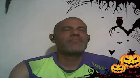 Walter online show from October 2025 04:37:01 AM