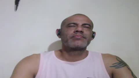 Snapshot of retlam37 chatting on July 2026 03:52:02 AM Walter online show from July 2026 03:52:02 AM