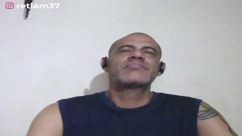 Snapshot of retlam37 chatting on July 2026 06:58:02 AM Walter online show from July 2026 06:58:02 AM