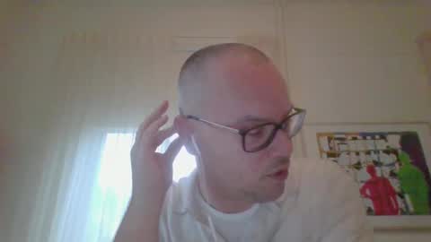 Snapshot of rettie1984 chatting on December 2024 02:27:02 PM Attention whore online show from December 2024 02:27:02 PM