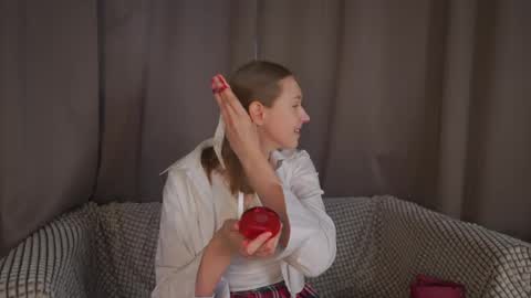 Snapshot of revamcallister chatting on May 2026 11:27:01 AM revamcallister online show from May 2026 11:27:01 AM