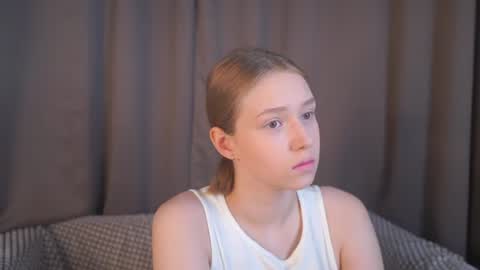 Snapshot of revamcallister chatting on June 2026 04:37:01 AM revamcallister online show from June 2026 04:37:01 AM