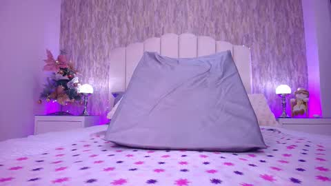 REVEN online show from December 2025 03:01:02 AM