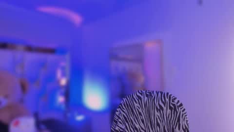 Reven  online show from February 2026 07:21:01 PM