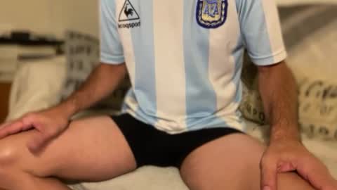 Snapshot of revoiralynch chatting on January 2025 03:43:02 AM SonnyXXX online show from January 2025 03:43:02 AM