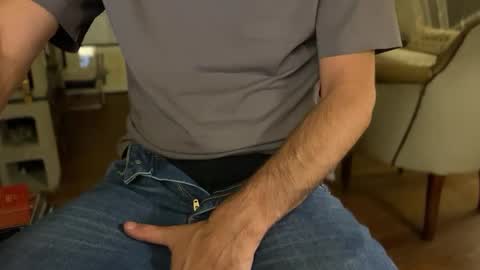 Snapshot of revoiralynch chatting on February 2025 04:53:01 AM SonnyXXX online show from February 2025 04:53:01 AM