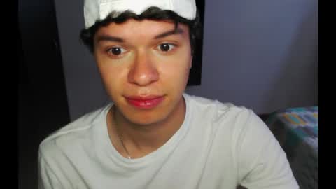 Snapshot of rexbunnybody chatting on February 2025 04:21:01 PM Rex online show from February 2025 04:21:01 PM