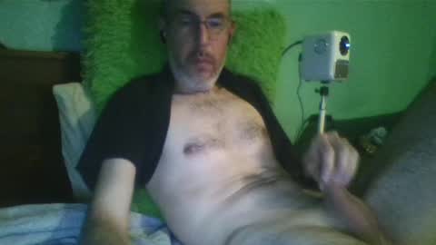 reyes_albert2006 online show from December 2024 06:52:01 AM