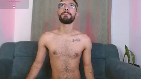 REY PABLO Independent online show from October 2025 09:43:02 PM