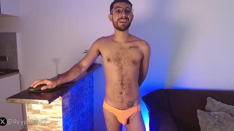 REY PABLO Independent online show from April 2026 10:51:02 PM