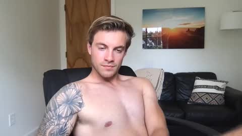 Snapshot of rguy114 chatting on September 2025 07:35:01 PM Ryan online show from September 2025 07:35:01 PM