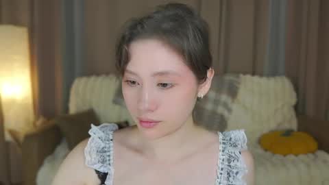 Snapshot of rhebageigel chatting on May 2026 07:19:01 PM Nanami online show from May 2026 07:19:01 PM