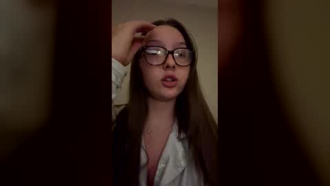 Snapshot of rhiannaj35 chatting on January 2026 12:03:01 AM rhianna online show from January 2026 12:03:01 AM