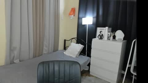 Snapshot of rhianxxx chatting on January 2026 10:19:02 AM rosie online show from January 2026 10:19:02 AM