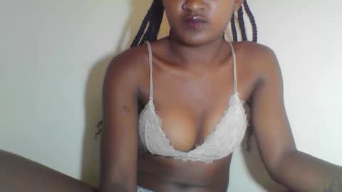 Snapshot of rhoanna chatting on May 2026 08:22:01 AM rhoanna online show from May 2026 08:22:01 AM