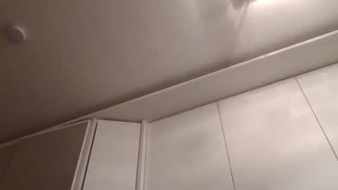 rhydos28 online show from April 2026 06:49:01 AM