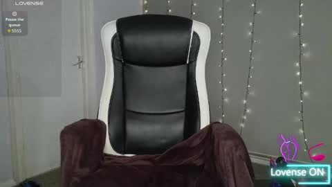 Rhyley Rae online show from April 2026 09:50:01 PM