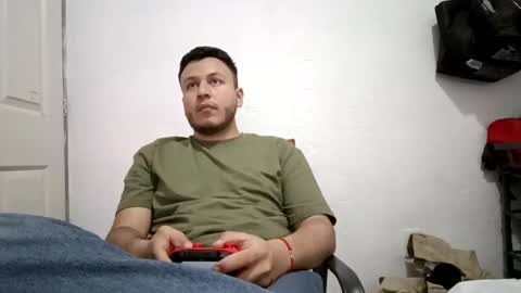 Snapshot of ricardogarcia21 chatting on January 2025 07:44:02 AM ricardogarcia21 online show from January 2025 07:44:02 AM