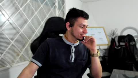 Snapshot of rick_diesel chatting on December 2024 04:59:02 AM Rick Diesel online show from December 2024 04:59:02 AM