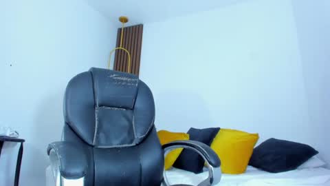 Ricky  online show from February 2025 11:14:02 PM