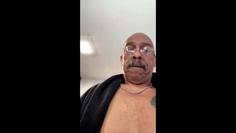 rico97681 online show from May 2026 12:01:02 PM