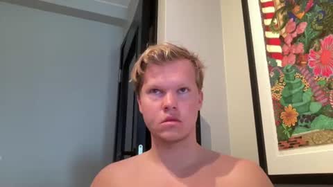 Snapshot of rico_self_facial chatting on June 2026 08:28:01 AM Rico online show from June 2026 08:28:01 AM